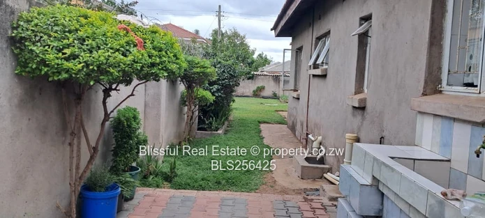 5bedroom house for sale in Chadcombe, Harare
