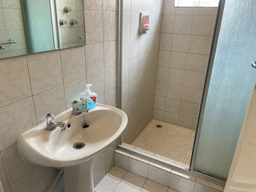 2 Bedroom Garden Flat