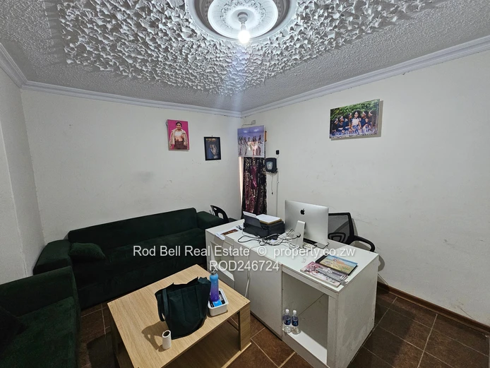 This property is suitable for a development/offices/residential