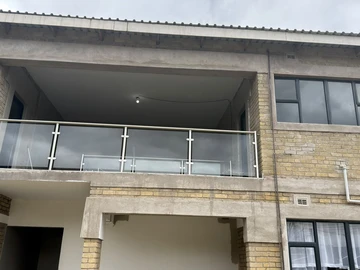 3 Bedroom Garden Flat