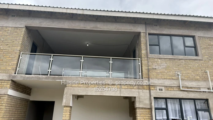 3bedroom apartment Groom bridge  (Sole Mandate)