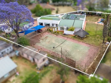 10 Bedroom House