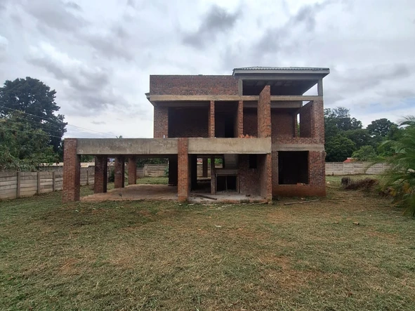 5 Bedroom House