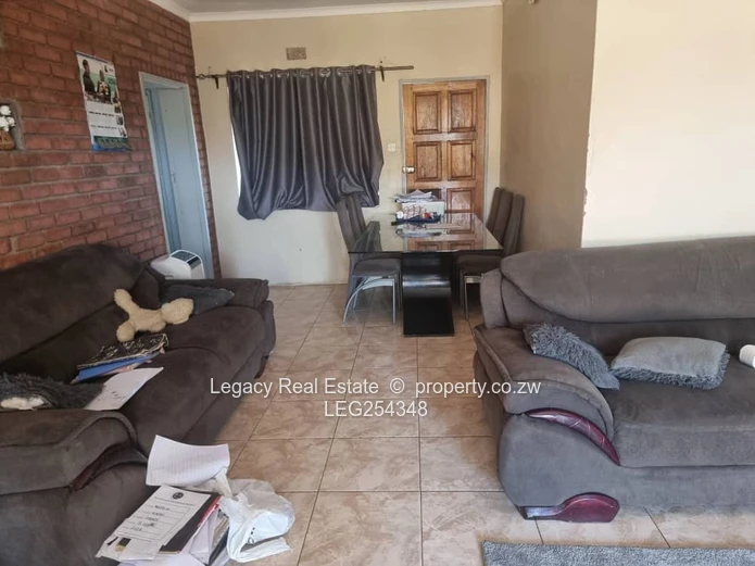 The Grange: 3-Bed Facebrick Home on 2,340m² — Flatlet & Fitted Kitchen (Sole Mandate)