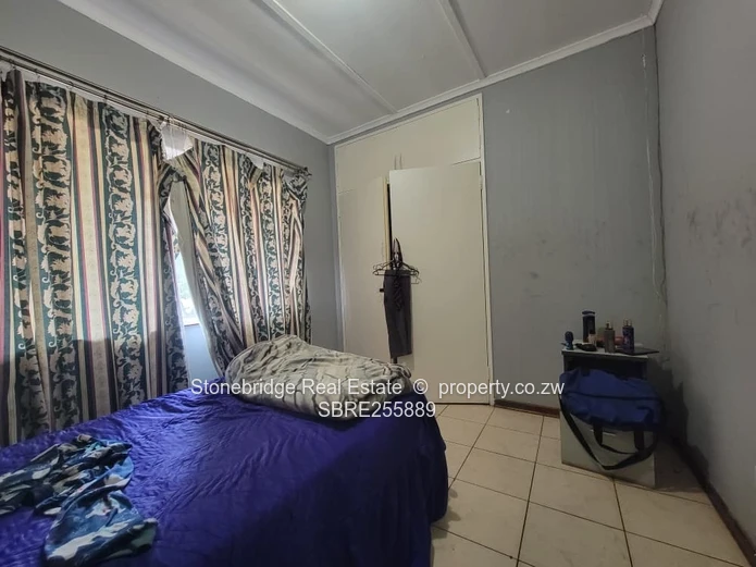 5 Bedroomed House in Kumalo For Sale