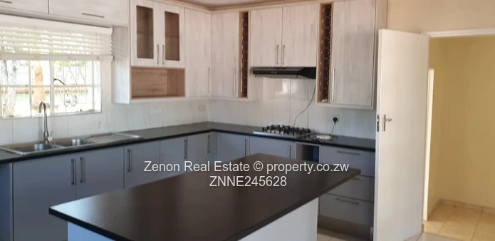 3 Bedroomed House For Sale In Borrowdale Philadelphia