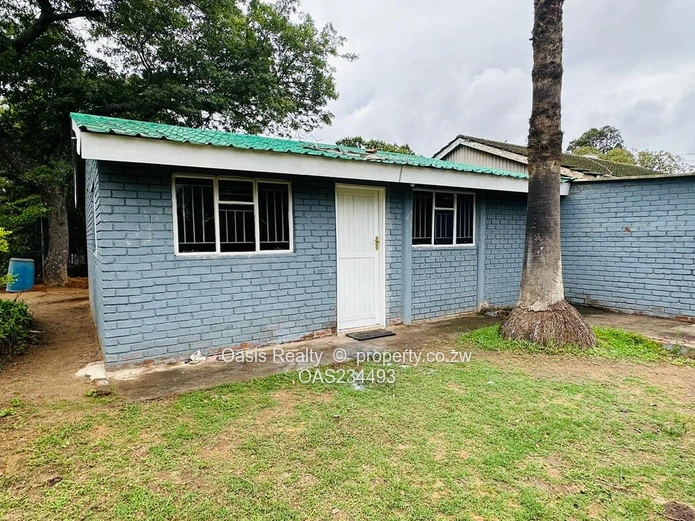 Neat Accommodation To Let (Sole Mandate)