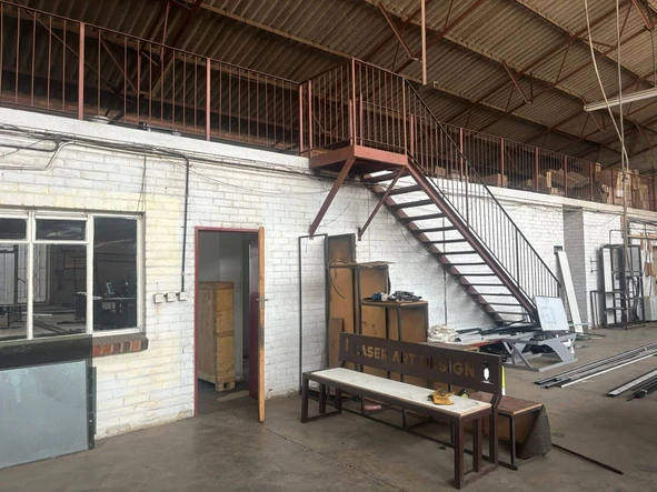 Warehouse & Factory