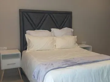 3 Bedroom Flat & Apartment