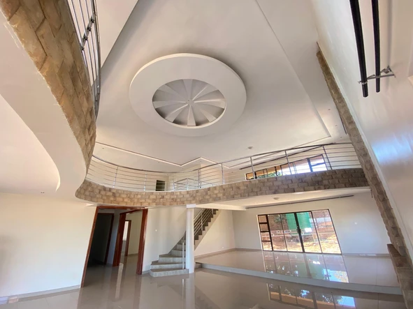 8 Bedroom House