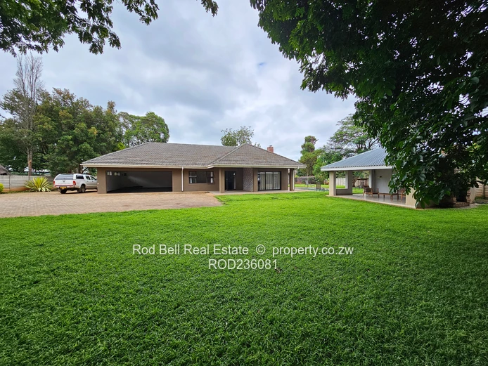 Modern and spacious home situated in quiet suburb