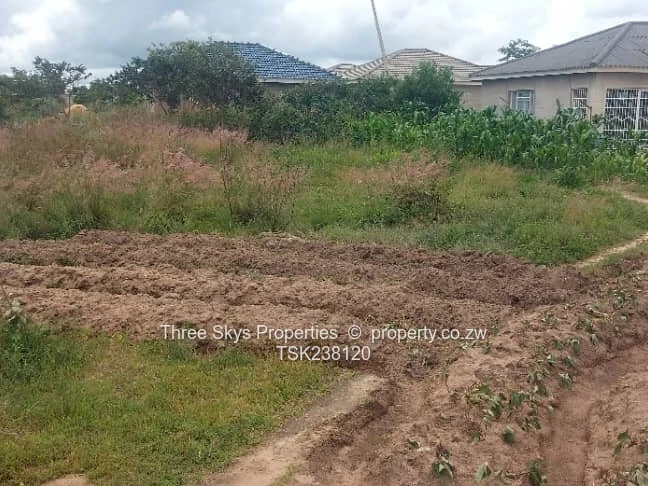 Elizabeth Park Stand For Sale 740Sqm