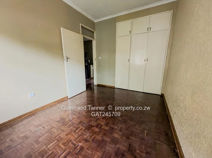 Upper Avenues - Duplex For Sale