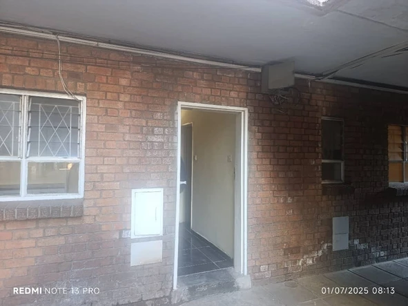 Modern 2-Bedroom Apartment for Rent in Harare CBD with Borehole
