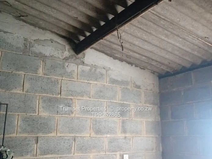 House for sale in Mkoba, title deeds