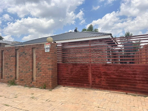 2 Bedroom Garden Flat