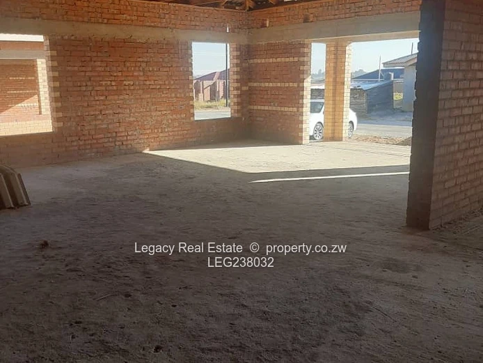 Exceptional  Value Townhouse ,Prime Incomplete Home in Secure Mabvazuva Estate