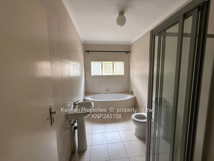 Spacious family home with attached 3 bedroom cottage