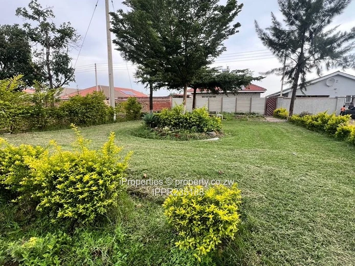 4-Bedroom Home for Sale in Glen View 1 Riverside – Secure, Solar-Powered & Well-Maintained