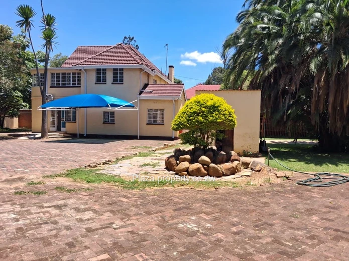 Commercial Property for Sale – Van Praag, Milton Park