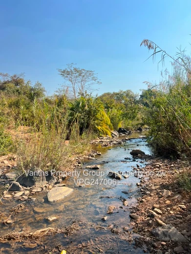 18Ha and 55Ha Mhangura River Ranch plots for sale !! (Sole Mandate)