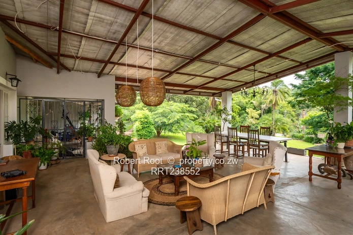 Tranquil Garden Living - 10,430 Sqm In Umwinsidale