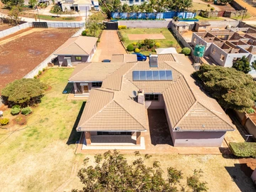 5 Bedroom House