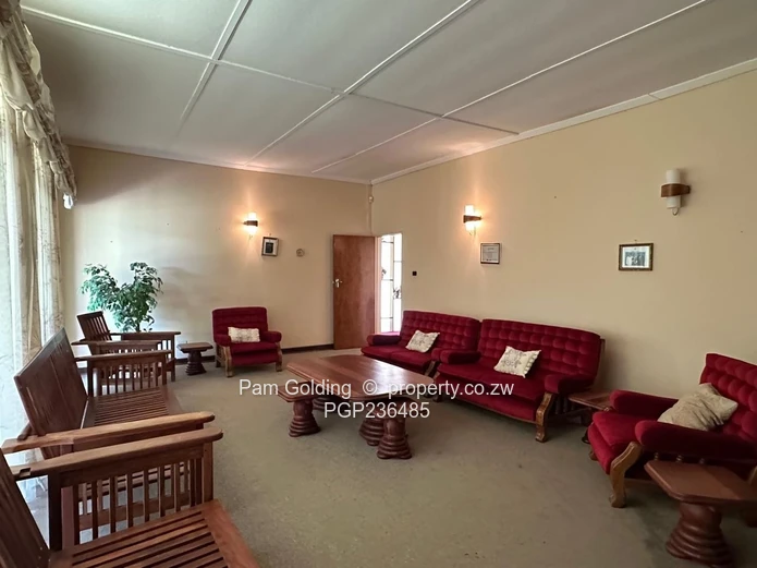 Solid Family Comfort In The Heart Of Hillside.