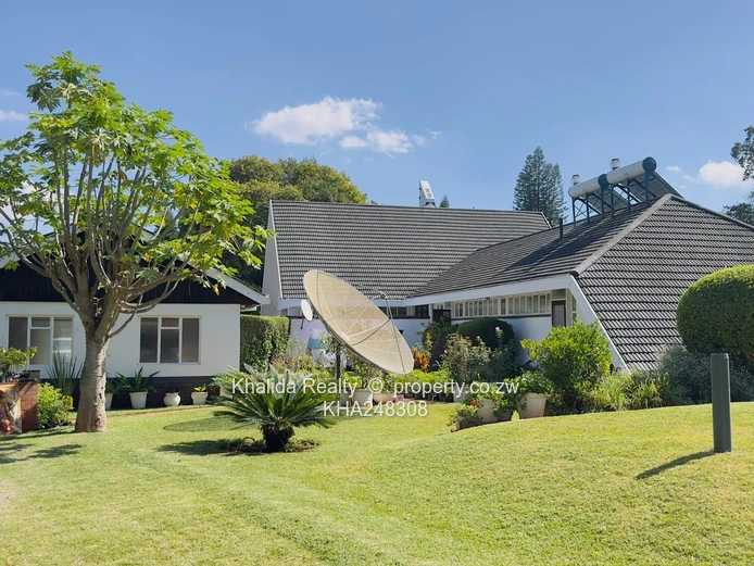 AVONDALE Executive Family Home | US$570k (Sole Mandate)