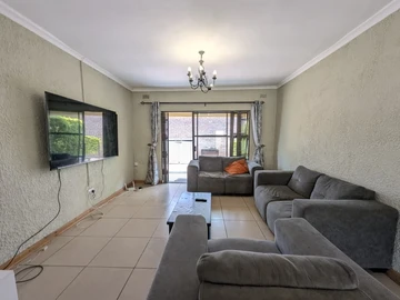 2 Bedroom Garden Flat