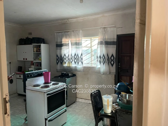 Damofalls Park Phase 1 – Executive 5-Bedroom House To Let