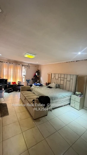 Spacious House For Sale In Zengeza 3 (Sole Mandate)