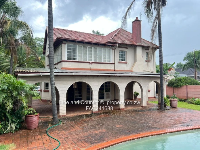 4 Bedroom House with Corporate Potential