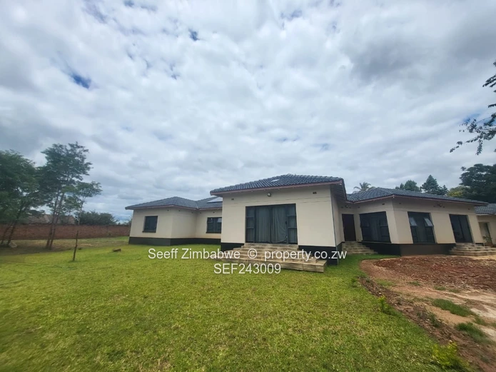 Mandara 5-Bed on 4869m² — Granite Island Kitchen & Borehole