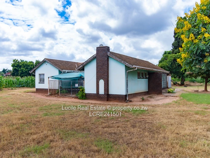 Neat Family Home in the Heart of Old Marimba