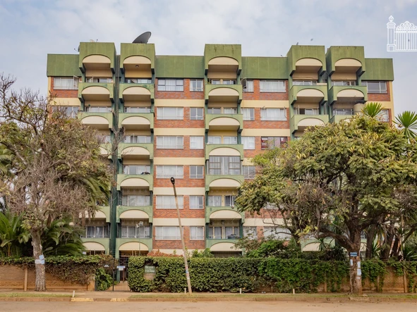 Flat & Apartment