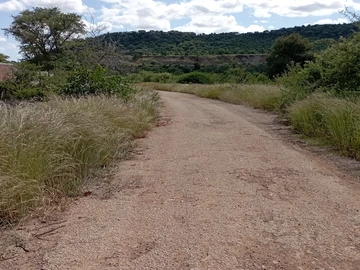 Commercial & Industrial Land