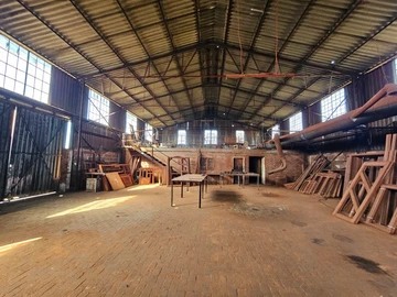 Warehouse & Factory
