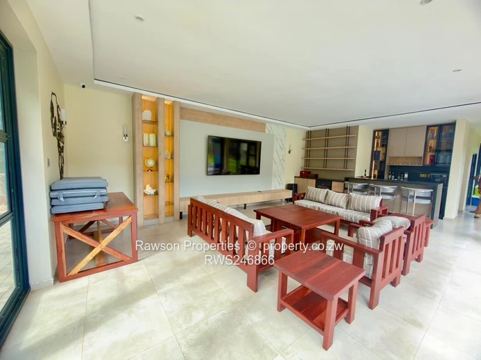 Prestigious Glen Lorne Contemporary Residence