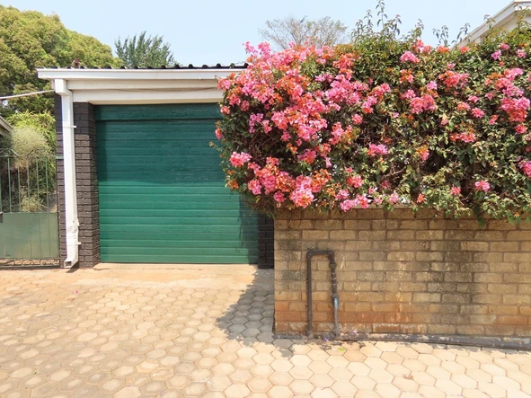 3 Bedroom Garden Flat