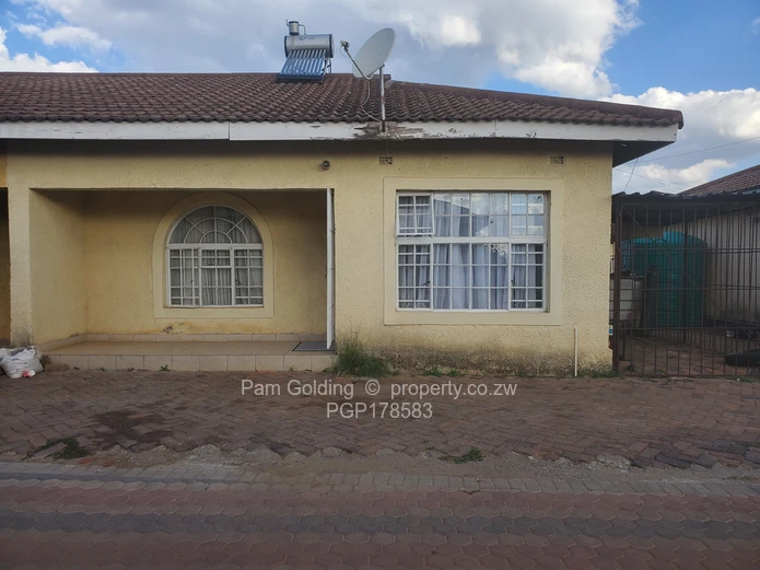 2 Bed Garden Flats for Sale in Richwell , Meyrick Park PGP178583