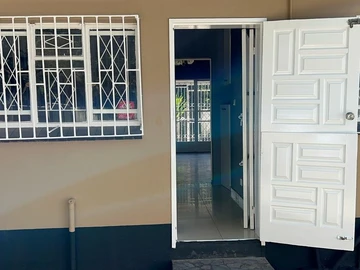 2 Bedroom Garden Flat