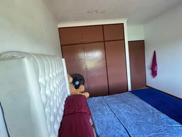 2 Bedroom Flat & Apartment
