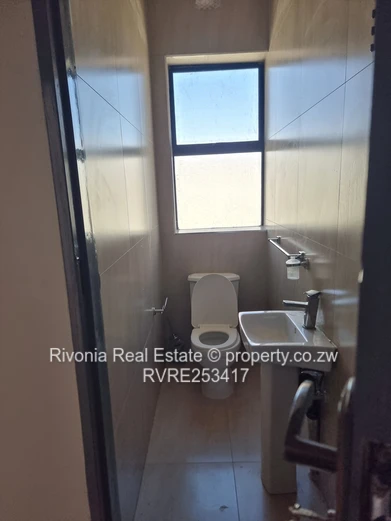 Newly Built 3-Bed Home with Secure Yard in Mabvazuva