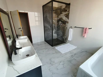 7 Bedroom Townhouse Complex