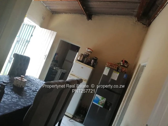 Solid neat family home!!!