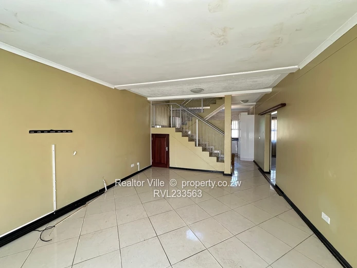 Morden 3 bed duplex flat to let