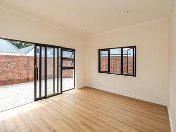 3 Bedroom Garden Flat