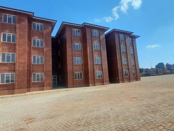 2 Bedroom Flat & Apartment