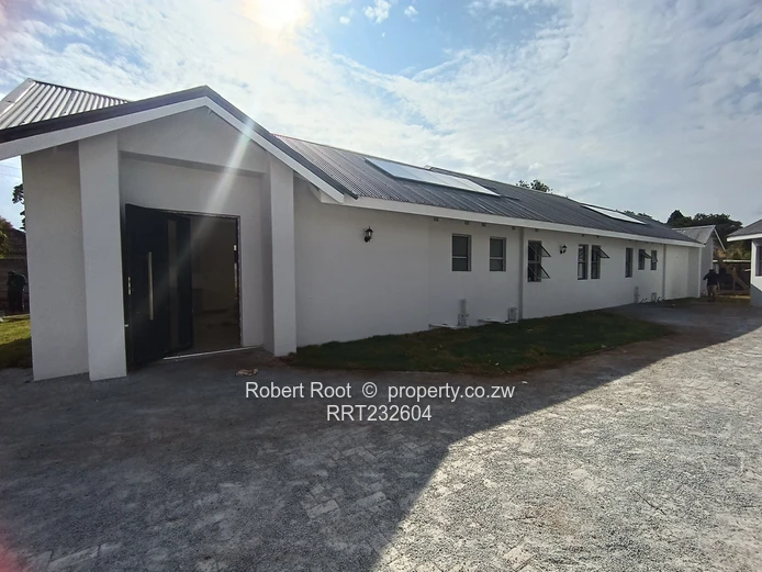 3 bed family cluster home